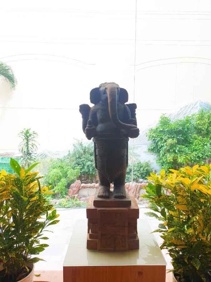 Green Ant Hotel Nha Trang Bagian luar foto
